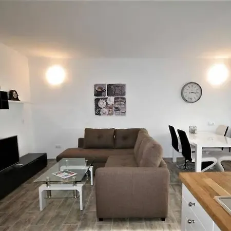 Super Cozy Holiday At South Tenerife Apartment